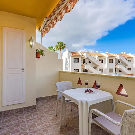 Isla Dream By Interhome Appartamento